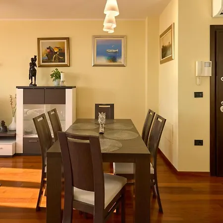 Apartment Sun Hills 7 Split