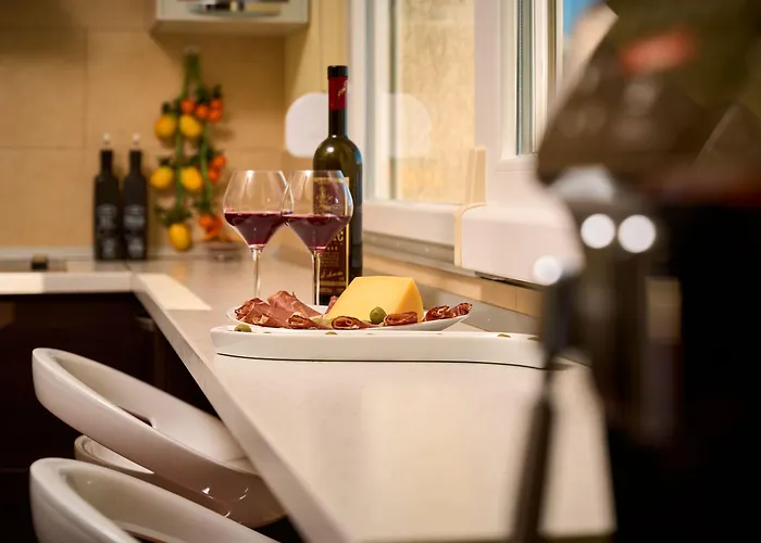 Sun Hills 7 Apartment